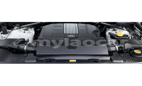 Buy Import Land Rover Range Rover White Car in Import - Dubai in Attapeu Province Buy Import Land Rover Range Rover White Car in Import - Dubai in Attapeu Province