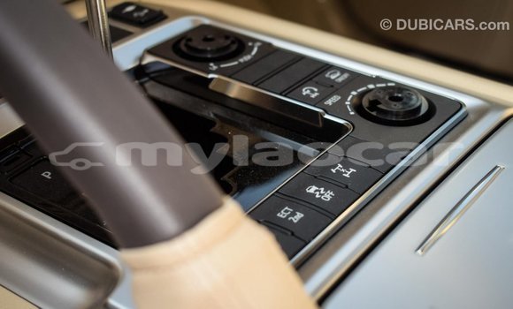 ຊື້ ການ ນຳ ເຂົ້າ Toyota Land Cruiser White ລົດ ໃນ Import - Dubai ໃນ Attapeu Province ຊື້ ການ ນຳ ເຂົ້າ Toyota Land Cruiser White ລົດ ໃນ Import - Dubai ໃນ Attapeu Province