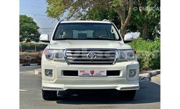 Buy Import Toyota Land Cruiser White Car in Import - Dubai in Attapeu Province Buy Import Toyota Land Cruiser White Car in Import - Dubai in Attapeu Province