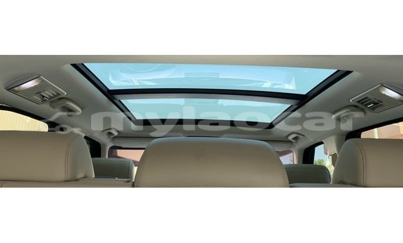 Buy Import Land Rover Range Rover Brown Car in Import - Dubai in Attapeu Province Buy Import Land Rover Range Rover Brown Car in Import - Dubai in Attapeu Province