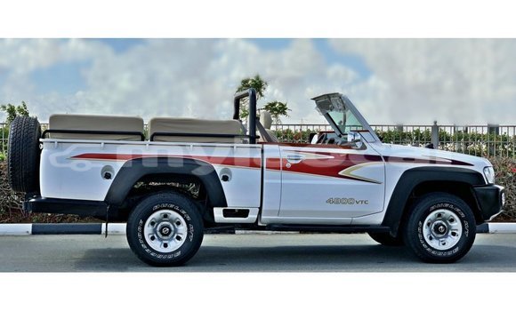 Buy Import Nissan Patrol White Car in Import - Dubai in Attapeu Province Buy Import Nissan Patrol White Car in Import - Dubai in Attapeu Province