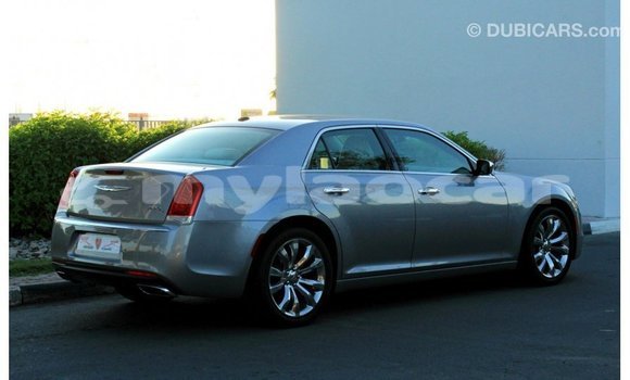 Buy Import Chrysler 300 Other Car in Import - Dubai in Attapeu Province Buy Import Chrysler 300 Other Car in Import - Dubai in Attapeu Province