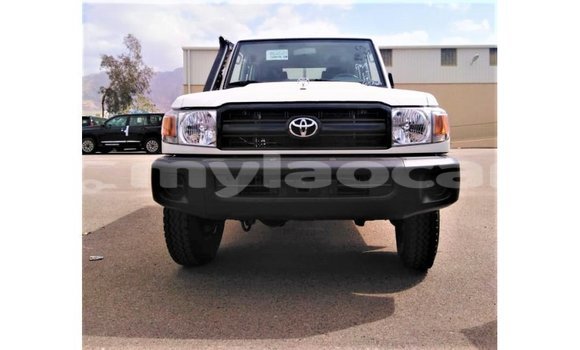 Buy Import Toyota Land Cruiser White Car in Import - Dubai in Attapeu Province Buy Import Toyota Land Cruiser White Car in Import - Dubai in Attapeu Province