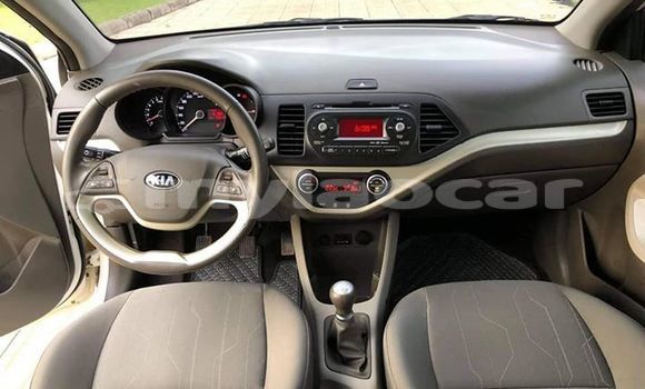 Buy Used Kia Picanto White Car in Vientiane in Vientiane Province Buy Used Kia Picanto White Car in Vientiane in Vientiane Province