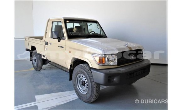 Buy Import Toyota Land Cruiser Beige Car in Import - Dubai in Attapeu Province Buy Import Toyota Land Cruiser Beige Car in Import - Dubai in Attapeu Province