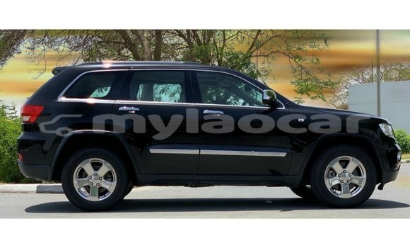 Buy Import Jeep Grand Cherokee Black Car in Import - Dubai in Attapeu Province Buy Import Jeep Grand Cherokee Black Car in Import - Dubai in Attapeu Province