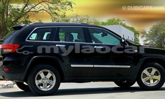 Buy Import Jeep Grand Cherokee Black Car in Import - Dubai in Attapeu Province Buy Import Jeep Grand Cherokee Black Car in Import - Dubai in Attapeu Province