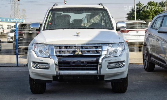 Buy Import Mitsubishi Pajero White Car in Import - Dubai in Attapeu Province Buy Import Mitsubishi Pajero White Car in Import - Dubai in Attapeu Province