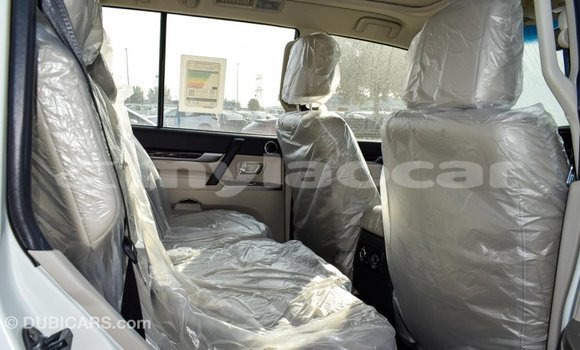 Buy Import Mitsubishi Pajero White Car in Import - Dubai in Attapeu Province Buy Import Mitsubishi Pajero White Car in Import - Dubai in Attapeu Province