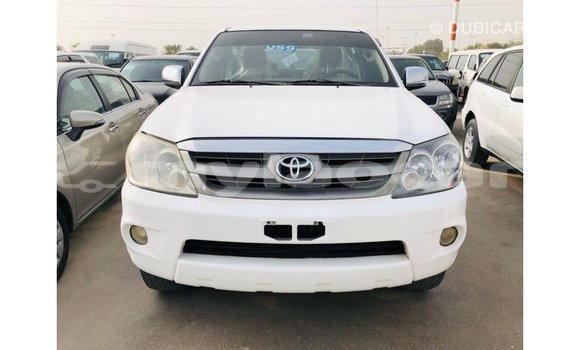 Buy Import Toyota Fortuner White Car in Import - Dubai in Attapeu Province Buy Import Toyota Fortuner White Car in Import - Dubai in Attapeu Province