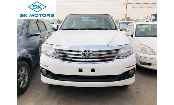Buy Import Toyota Fortuner White Car in Import - Dubai in Attapeu Province Buy Import Toyota Fortuner White Car in Import - Dubai in Attapeu Province