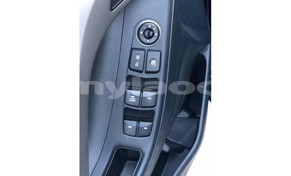 Buy Import Hyundai Elantra Black Car in Import - Dubai in Attapeu Province Buy Import Hyundai Elantra Black Car in Import - Dubai in Attapeu Province