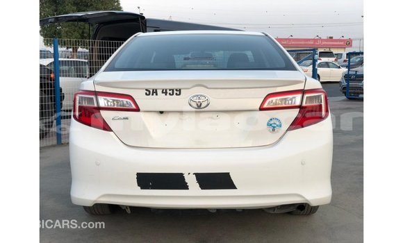 Buy Import Toyota Camry White Car in Import - Dubai in Attapeu Province Buy Import Toyota Camry White Car in Import - Dubai in Attapeu Province