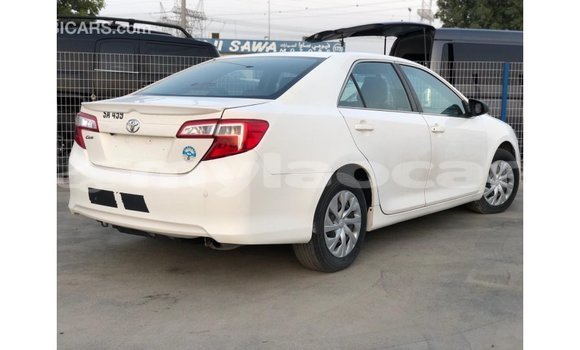 Buy Import Toyota Camry White Car in Import - Dubai in Attapeu Province Buy Import Toyota Camry White Car in Import - Dubai in Attapeu Province