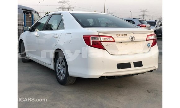 Buy Import Toyota Camry White Car in Import - Dubai in Attapeu Province Buy Import Toyota Camry White Car in Import - Dubai in Attapeu Province