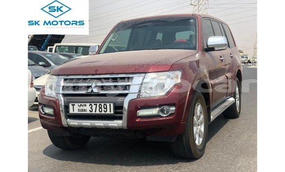 Acheter Import Voiture Mitsubishi Pajero Rouge à Import - Dubai, Attapeu Province