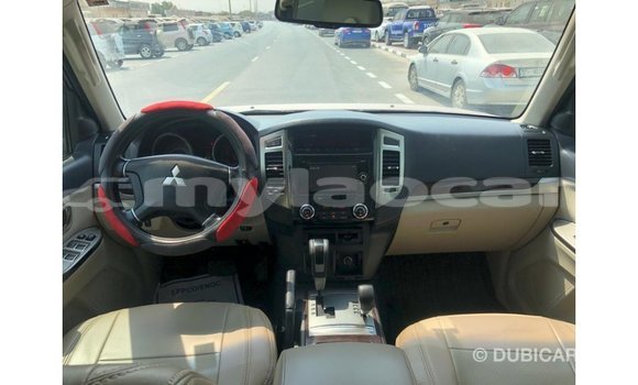 Buy Import Mitsubishi Pajero Red Car in Import - Dubai in Attapeu Province Buy Import Mitsubishi Pajero Red Car in Import - Dubai in Attapeu Province