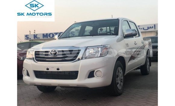 Buy Import Toyota Hilux White Car in Import - Dubai in Attapeu Province Buy Import Toyota Hilux White Car in Import - Dubai in Attapeu Province