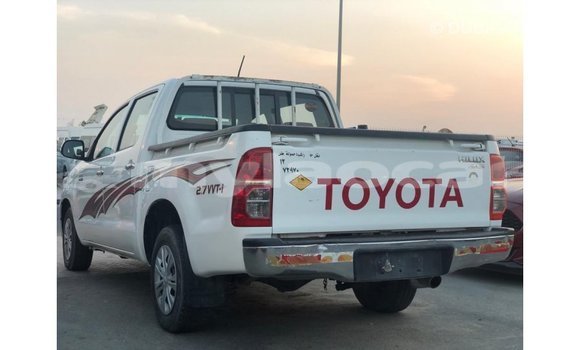 Buy Import Toyota Hilux White Car in Import - Dubai in Attapeu Province Buy Import Toyota Hilux White Car in Import - Dubai in Attapeu Province