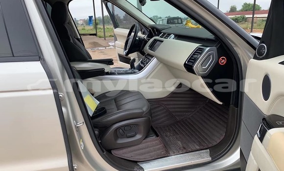 Buy Used Land Rover Range Rover Sport Silver Car in Vientiane in Vientiane Province Buy Used Land Rover Range Rover Sport Silver Car in Vientiane in Vientiane Province