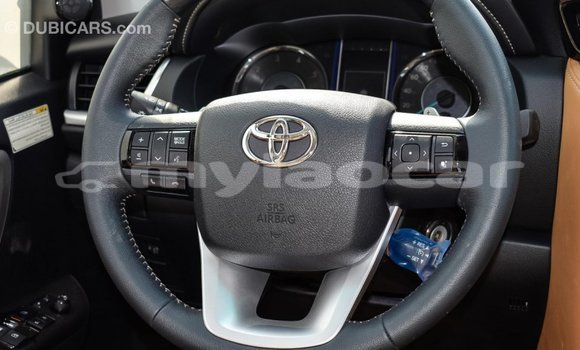 Buy Import Toyota Fortuner White Car in Import - Dubai in Attapeu Province Buy Import Toyota Fortuner White Car in Import - Dubai in Attapeu Province