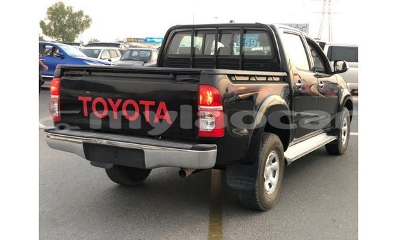Buy Import Toyota Hilux Black Car in Import - Dubai in Attapeu Province Buy Import Toyota Hilux Black Car in Import - Dubai in Attapeu Province