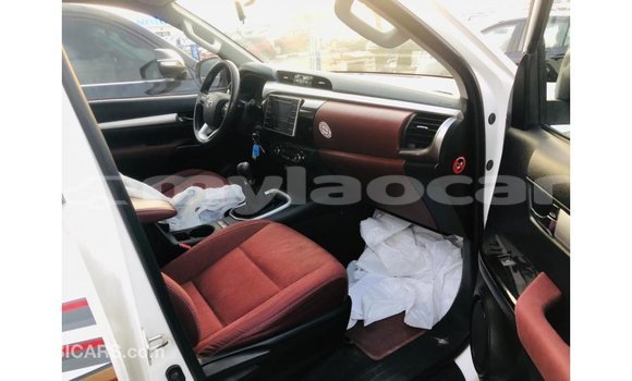 Buy Import Toyota Hilux White Car in Import - Dubai in Attapeu Province Buy Import Toyota Hilux White Car in Import - Dubai in Attapeu Province