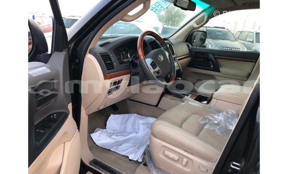 Buy Import Toyota Land Cruiser Black Car in Import - Dubai in Attapeu Province Buy Import Toyota Land Cruiser Black Car in Import - Dubai in Attapeu Province