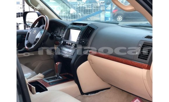 Buy Import Toyota Land Cruiser Black Car in Import - Dubai in Attapeu Province Buy Import Toyota Land Cruiser Black Car in Import - Dubai in Attapeu Province