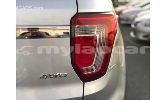 Buy Import Ford Explorer Other Car in Import - Dubai in Attapeu Province Buy Import Ford Explorer Other Car in Import - Dubai in Attapeu Province