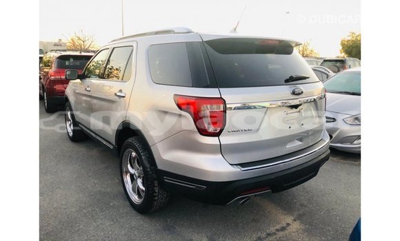 Buy Import Ford Explorer Other Car in Import - Dubai in Attapeu Province Buy Import Ford Explorer Other Car in Import - Dubai in Attapeu Province