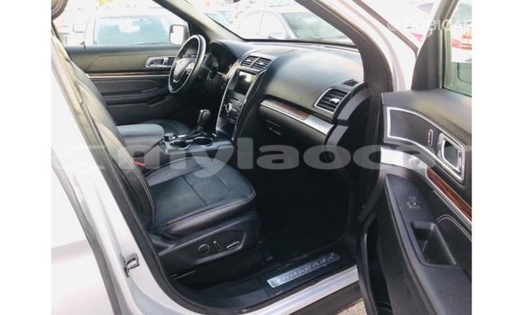 Buy Import Ford Explorer Other Car in Import - Dubai in Attapeu Province Buy Import Ford Explorer Other Car in Import - Dubai in Attapeu Province