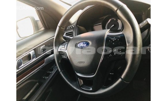 Buy Import Ford Explorer Other Car in Import - Dubai in Attapeu Province Buy Import Ford Explorer Other Car in Import - Dubai in Attapeu Province