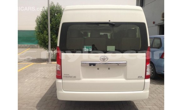 Buy Import Toyota Hiace White Car in Import - Dubai in Attapeu Province Buy Import Toyota Hiace White Car in Import - Dubai in Attapeu Province