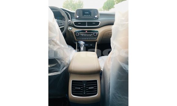 Buy Import Hyundai Tucson Brown Car in Import - Dubai in Attapeu Province Buy Import Hyundai Tucson Brown Car in Import - Dubai in Attapeu Province