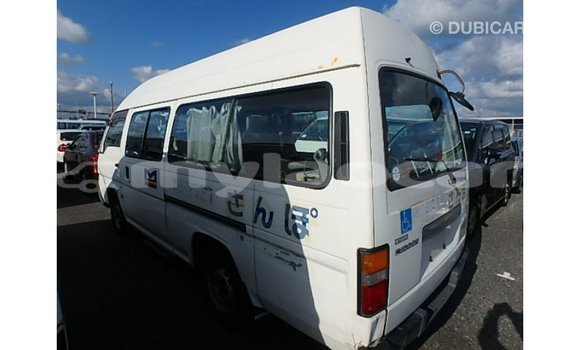 Buy Import Nissan Caravan White Car in Import - Dubai in Attapeu Province Buy Import Nissan Caravan White Car in Import - Dubai in Attapeu Province