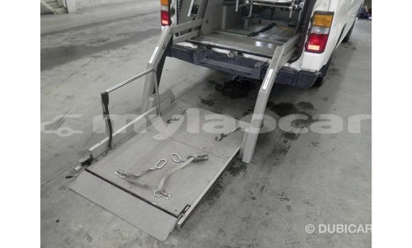 Buy Import Nissan Caravan White Car in Import - Dubai in Attapeu Province Buy Import Nissan Caravan White Car in Import - Dubai in Attapeu Province