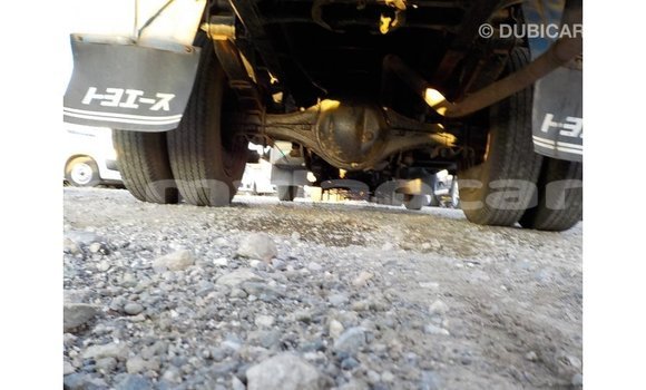 Buy Import Toyota Dyna Blue Car in Import - Dubai in Attapeu Province Buy Import Toyota Dyna Blue Car in Import - Dubai in Attapeu Province