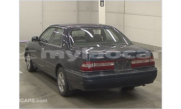Buy Import Toyota Crown Blue Car in Import - Dubai in Attapeu Province Buy Import Toyota Crown Blue Car in Import - Dubai in Attapeu Province