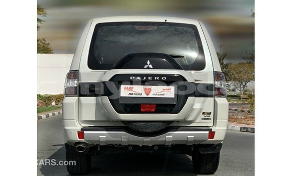 Buy Import Mitsubishi Pajero White Car in Import - Dubai in Attapeu Province Buy Import Mitsubishi Pajero White Car in Import - Dubai in Attapeu Province