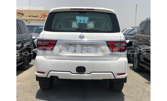 Buy Import Nissan Patrol White Car in Import - Dubai in Attapeu Province Buy Import Nissan Patrol White Car in Import - Dubai in Attapeu Province