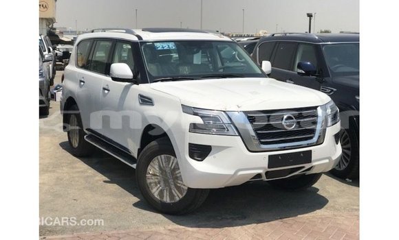 Buy Import Nissan Patrol White Car in Import - Dubai in Attapeu Province Buy Import Nissan Patrol White Car in Import - Dubai in Attapeu Province