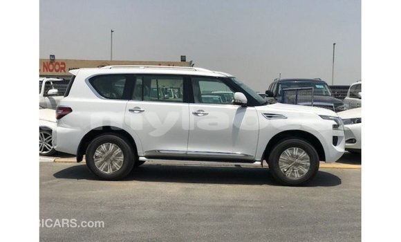 Buy Import Nissan Patrol White Car in Import - Dubai in Attapeu Province Buy Import Nissan Patrol White Car in Import - Dubai in Attapeu Province