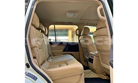 Buy Import Toyota Land Cruiser White Car in Import - Dubai in Attapeu Province Buy Import Toyota Land Cruiser White Car in Import - Dubai in Attapeu Province