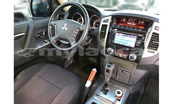Buy Import Mitsubishi Pajero White Car in Import - Dubai in Attapeu Province Buy Import Mitsubishi Pajero White Car in Import - Dubai in Attapeu Province