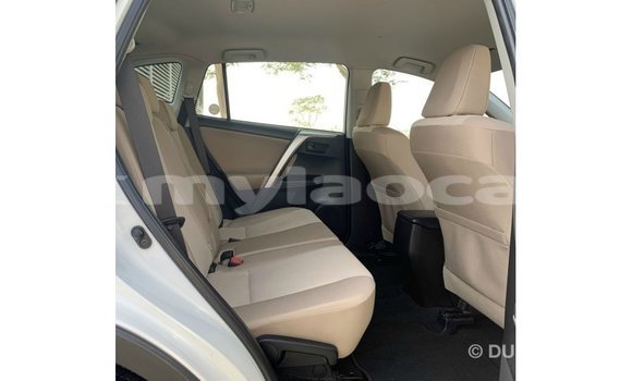 Buy Import Toyota 4Runner White Car in Import - Dubai in Attapeu Province Buy Import Toyota 4Runner White Car in Import - Dubai in Attapeu Province