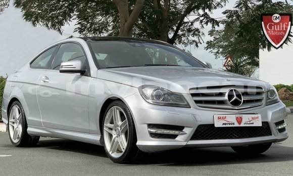 Buy Import Mercedes-Benz 190 (W201) Other Car in Import - Dubai in Attapeu Province Buy Import Mercedes-Benz 190 (W201) Other Car in Import - Dubai in Attapeu Province