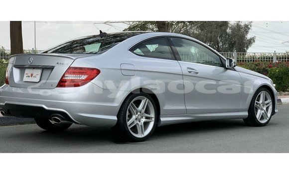 Buy Import Mercedes-Benz 190 (W201) Other Car in Import - Dubai in Attapeu Province Buy Import Mercedes-Benz 190 (W201) Other Car in Import - Dubai in Attapeu Province