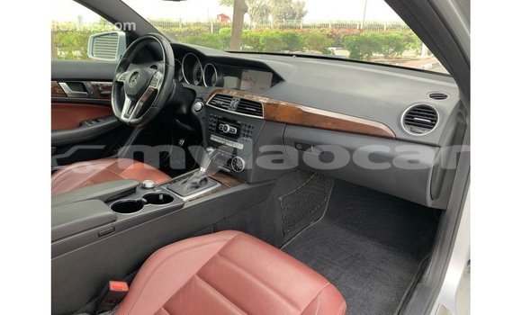 Buy Import Mercedes-Benz 190 (W201) Other Car in Import - Dubai in Attapeu Province Buy Import Mercedes-Benz 190 (W201) Other Car in Import - Dubai in Attapeu Province