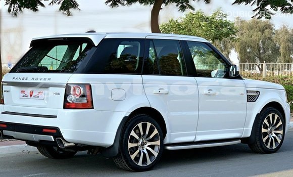 Buy Import Land Rover Range Rover White Car in Import - Dubai in Attapeu Province Buy Import Land Rover Range Rover White Car in Import - Dubai in Attapeu Province
